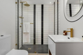 Luxury Apartment in the heart of the CBD @ The Reserve